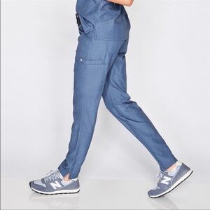 FIGS in Heather Denim Chambray Kade Scrub Pants LARGE TALL
